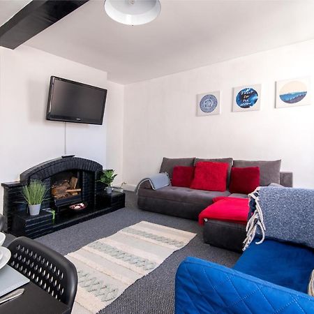 Characterful 2 Bed Apartment - Spacious & Comfy Castle Donington Extérieur photo